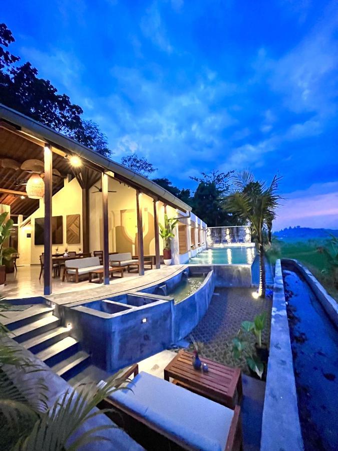 Boutique Villa Jogja Senang Putjung Eksteriør bilde